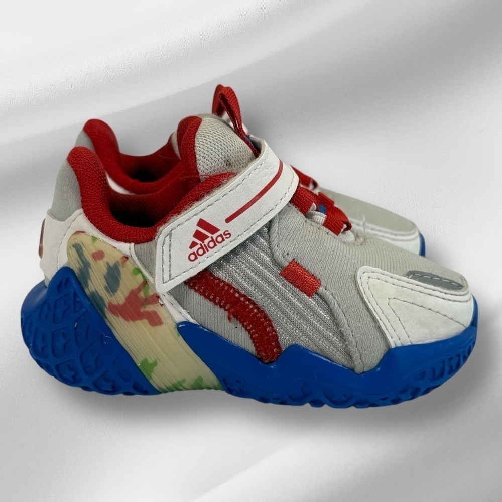 Baby Adidas 4UTURE size 4K